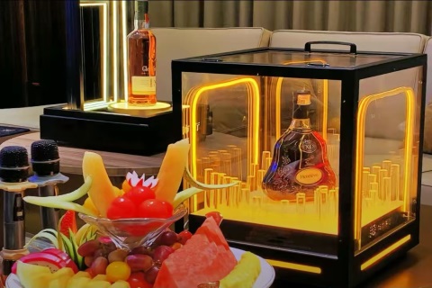 恩施高档KTV招聘模特，包住还报销路费，入职无生活顾虑